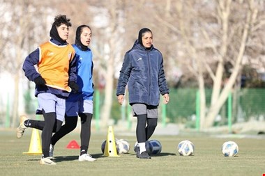 پرسپولیس را دست کم نمی گیریم/ کادر خوب موفقیت تیم ملی را تضمین نمی‌کند