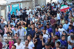 استقبال مردم از قهرمانان تیم ملی کشتی آزاد؛ شور ملی و شکوه پهلوانی