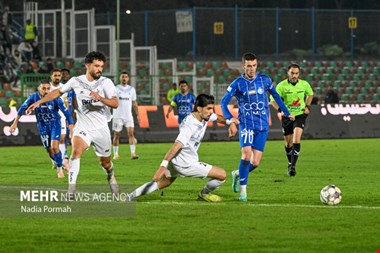 استقلال در سکوت کویر به دنبال صعود/ تبریزی‌ها فوتبال را غافلگیر کردند!