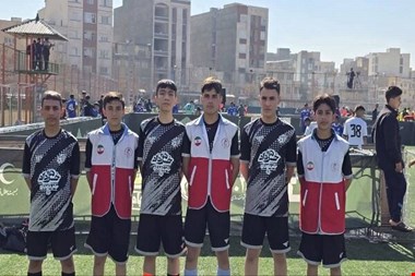 درخشش تیم دانش‌آموزی هلال‌احمر در رقابت‌های ملی فوتبال خیابانی