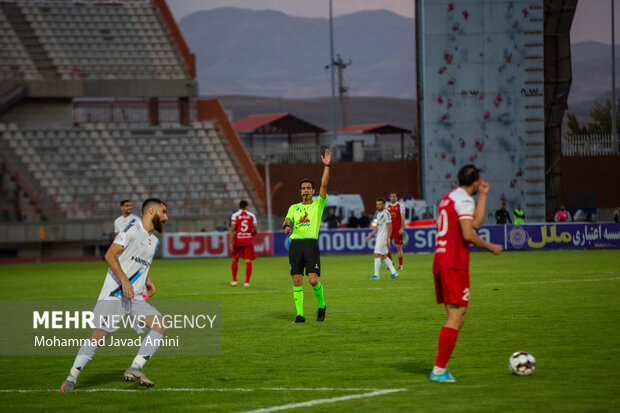 تهران میزبان بازی پرسپولیس و سپاهان شد