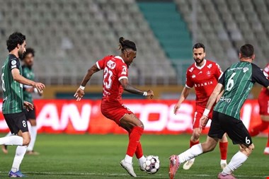 پرسپولیس هیچ چیزی برای گفتن ندارد/ اوسمار کم بهانه بیاورد