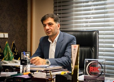 کریمی: مخالف برگزاری بازی پیکان - پرسپولیس در آزادی بودیم/ سهیل مهدی کارمند پیروانی است