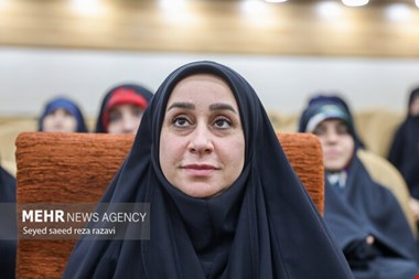 گلایه های جوانمردی در حضور معاون بانوان رئیس جمهور: حقوق مان ناچیز است