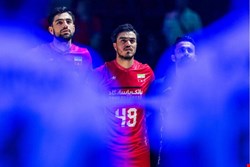 میانجیگری فدراسیون‌ها برای آرام کردن تنش بین وزارت و فدراسیون والیبال!