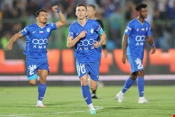 عبور از لحظات سخت با «آسانی»؛ استقلال زور بردن پیکان ۱۰ نفره را نداشت!