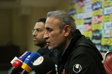 گل‌محمدی: با سند می‌گویم از داوری ضربه خورده‌ایم