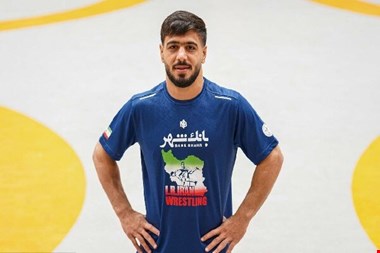 پیروزی قاطع امیرحسین فیروزپور و صعود به نیمه نهایی