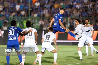 زمان بازی استقلال و ذوب آهن تغییر کرد