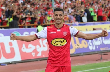 نعمتی: هوادار مُشت زد، پنالتی من را گرفتند!