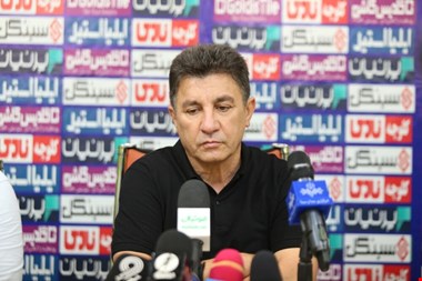 قلعه‌نویی از قبول هدایت تیم‌ملی انصراف داد