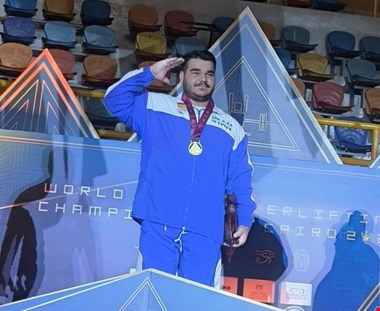 ادامه درخشش پاراوزنه برداران جوان با کسب ششمین طلای جهانی
