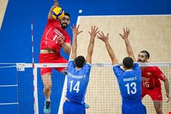 شادی ملی‌پوشان والیبال با پیراهن اسماعیل نژاد پس از پیروزی