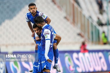 اکبرپور: شانس قهرمانی استقلال از بین نرفته است