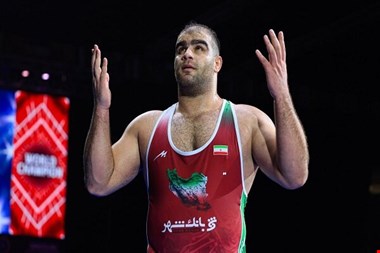 صحبت‌های میرزازاده و فرخی پس از کسب مدال طلای جهان